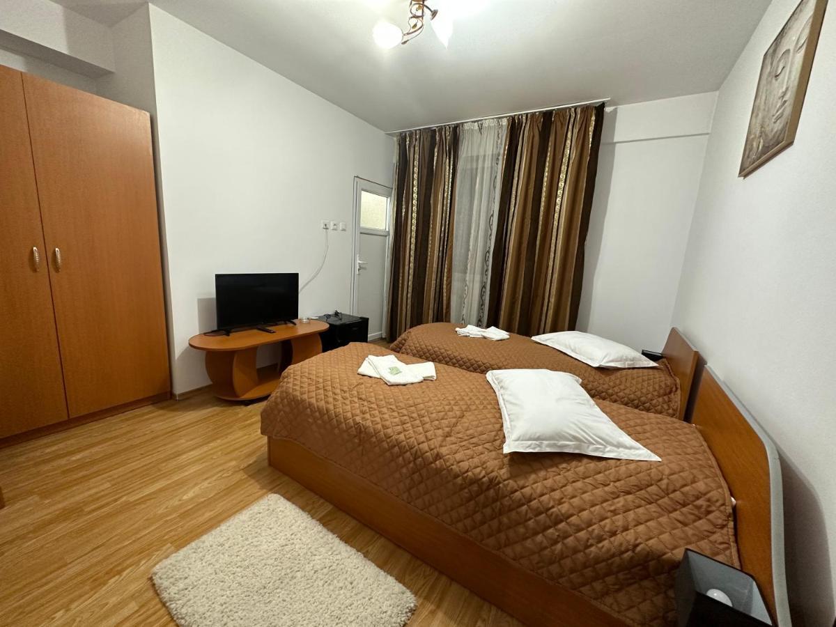 Casa Rustic Cazare 피테슈티 외부 사진