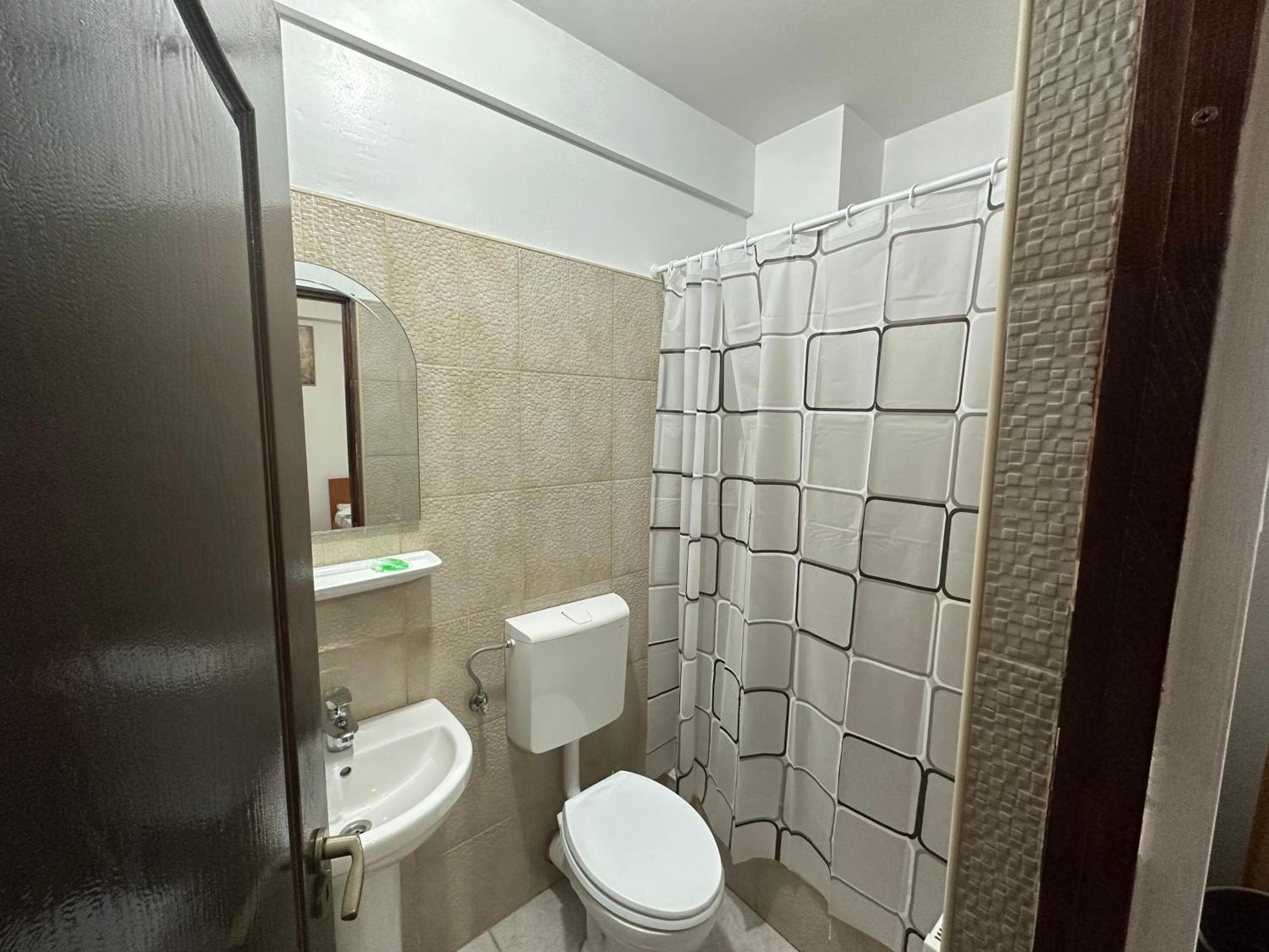 Casa Rustic Cazare 피테슈티 외부 사진