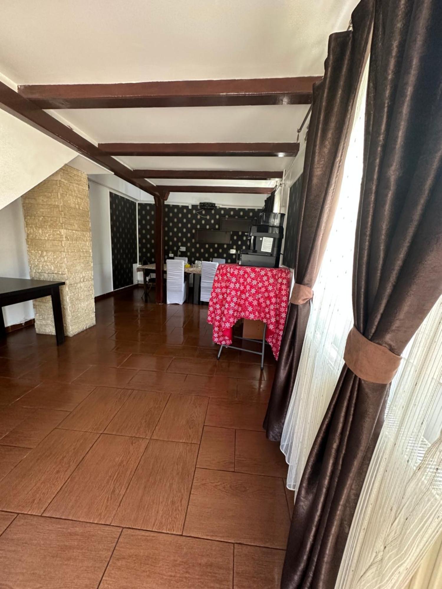 Casa Rustic Cazare 피테슈티 외부 사진