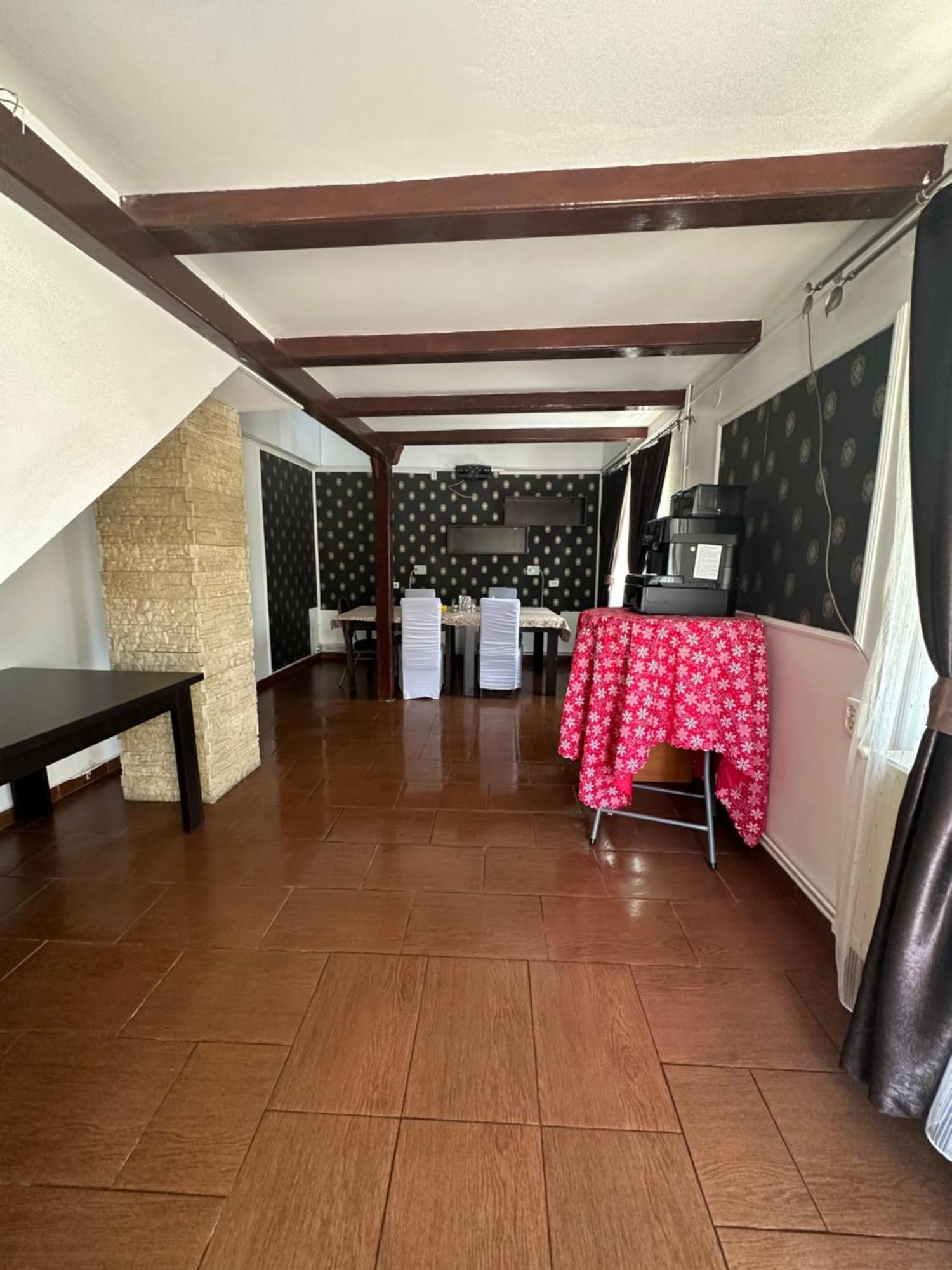 Casa Rustic Cazare 피테슈티 외부 사진