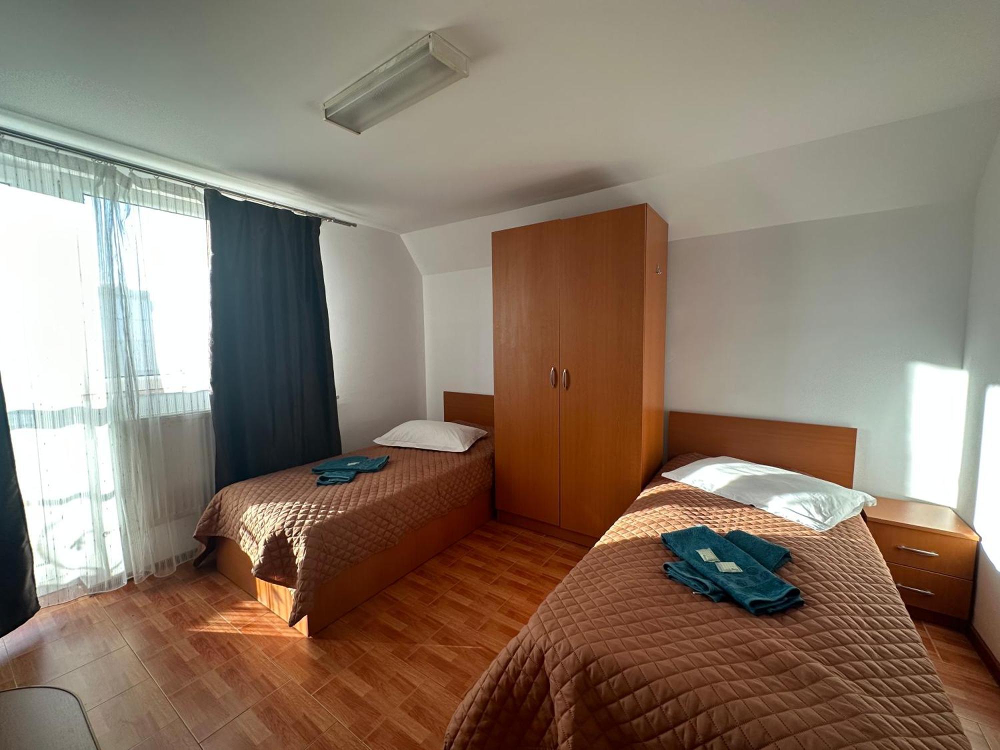 Casa Rustic Cazare 피테슈티 외부 사진