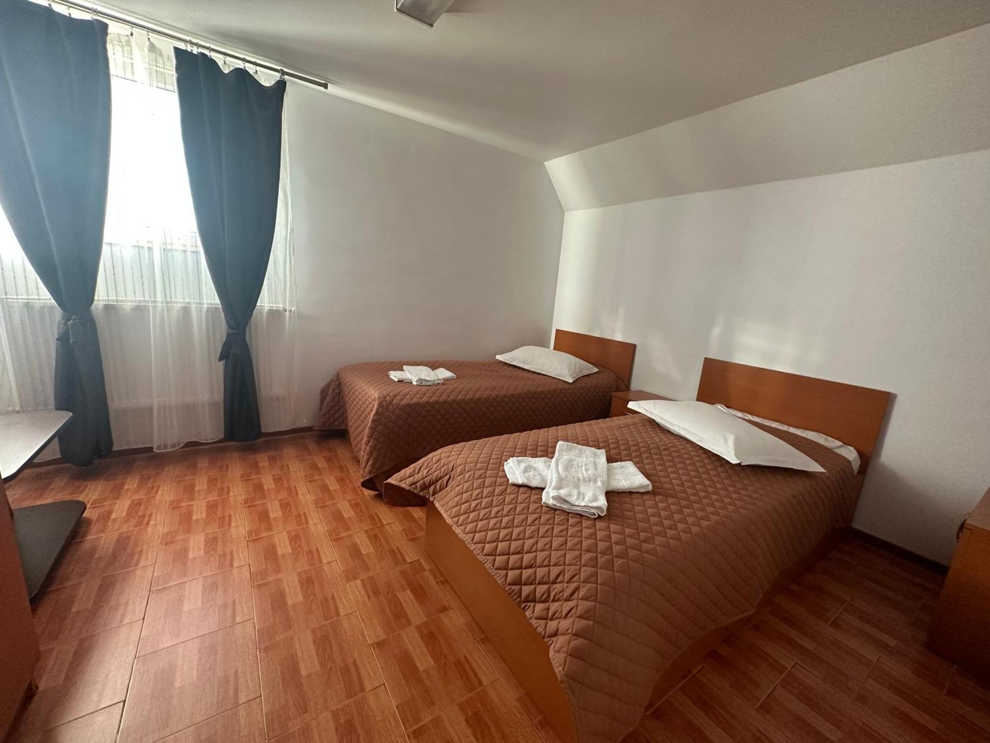 Casa Rustic Cazare 피테슈티 외부 사진